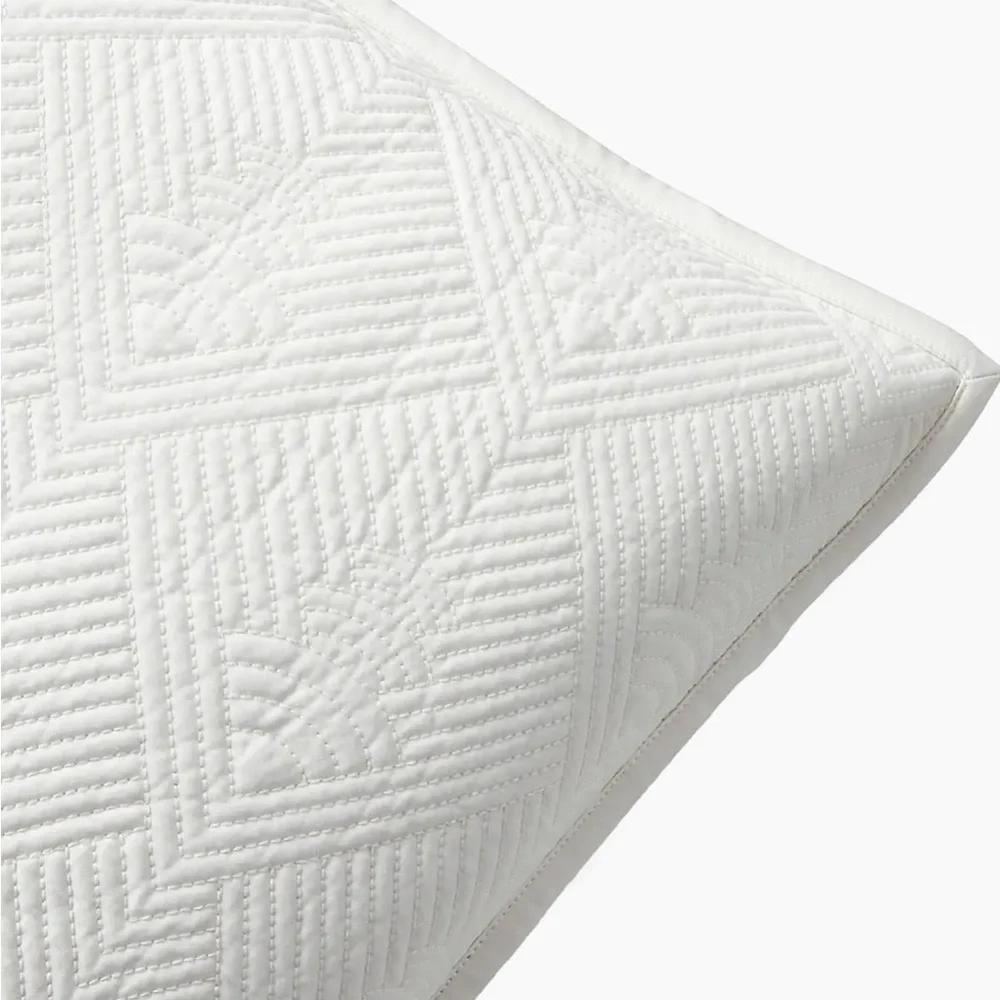 New Ralph Lauren Park Row Elysia Euro Sham in Chic Cream 26 x 26 Cotton Luxury
